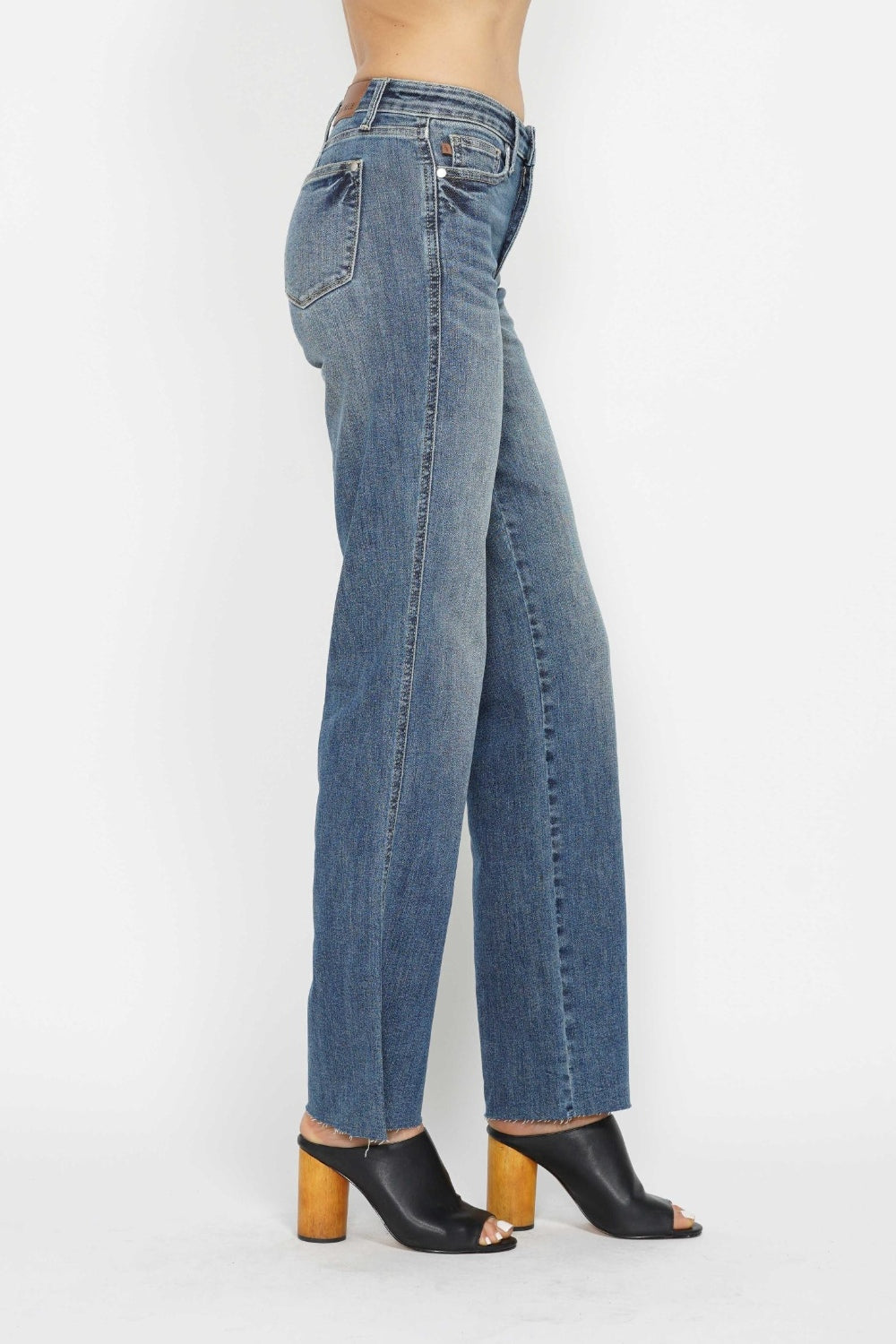 Judy Blue Tummy Control Straight Jeans - Medium