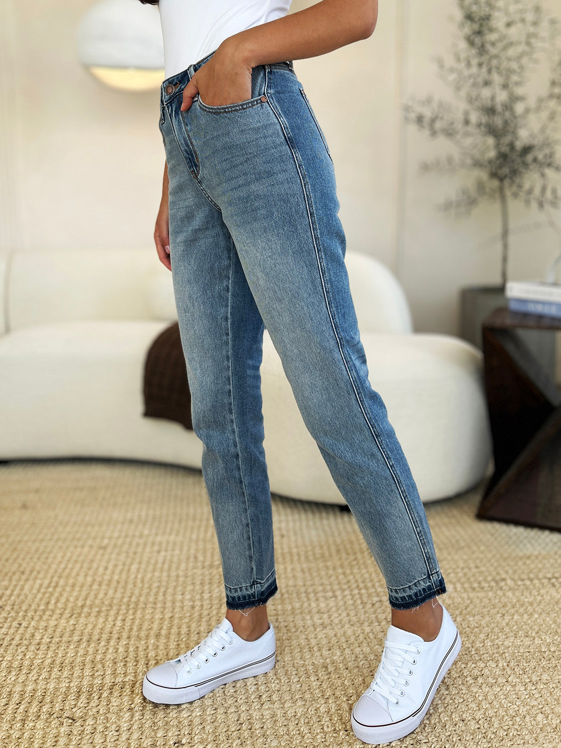 Judy Blue Rigid Magic Release Hem Jeans