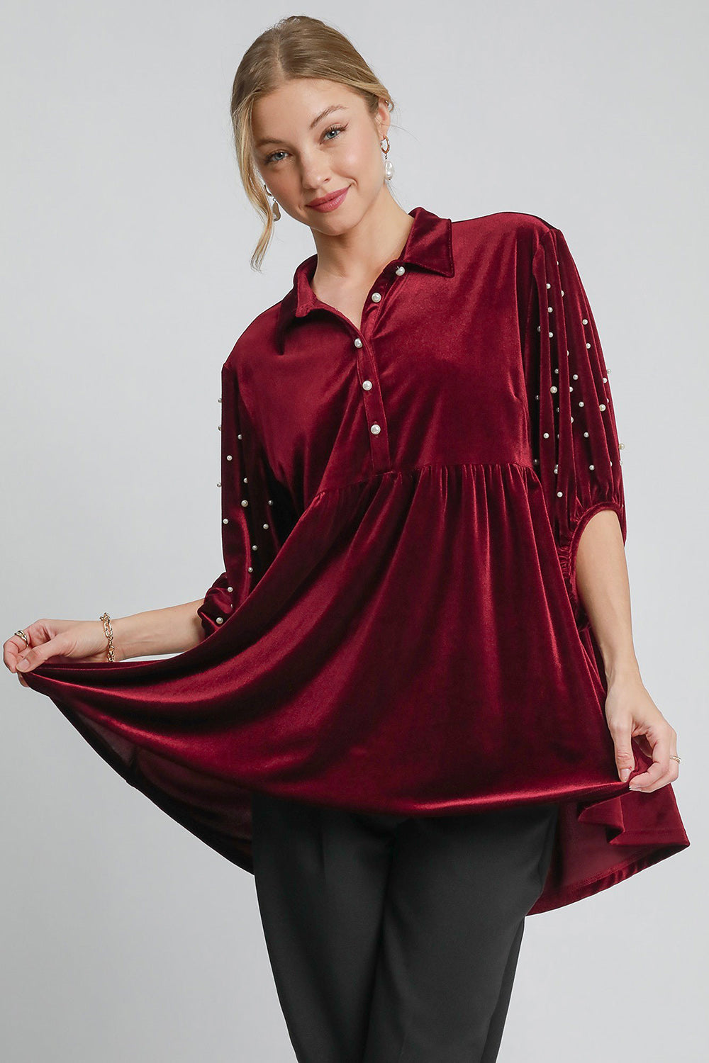 Umgee Pearl Detail Velvet Top - Burgundy