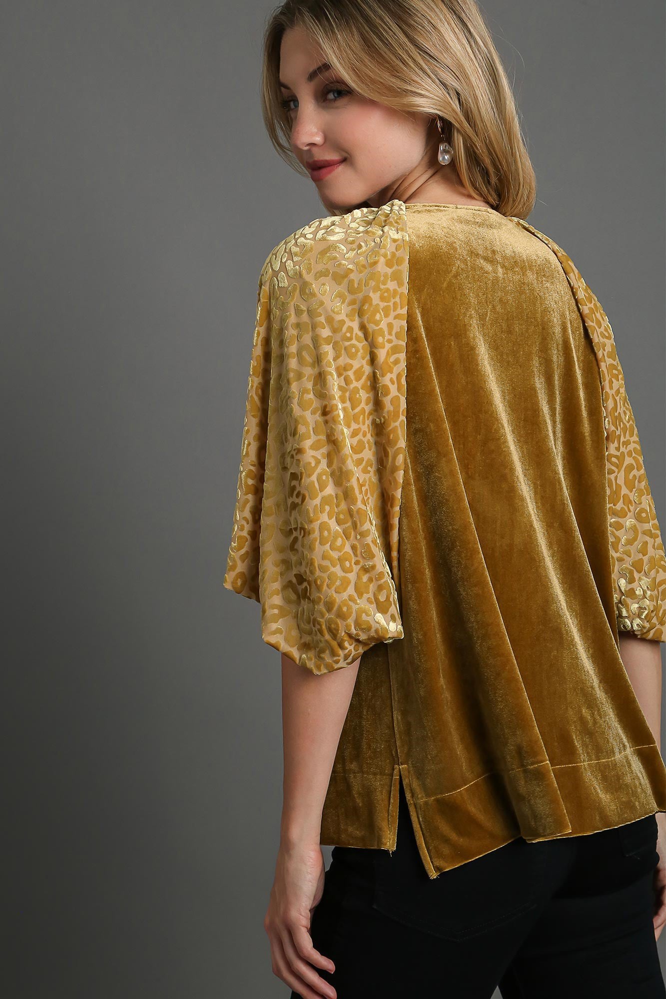 Umgee Velvet Leopard Top - Mustard