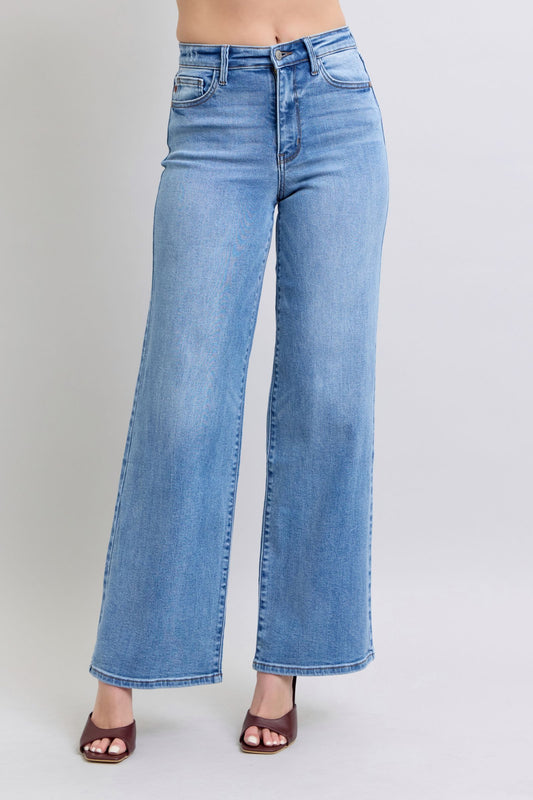 Judy Blue Wide Leg Jeans with Pockets - Medium Wash