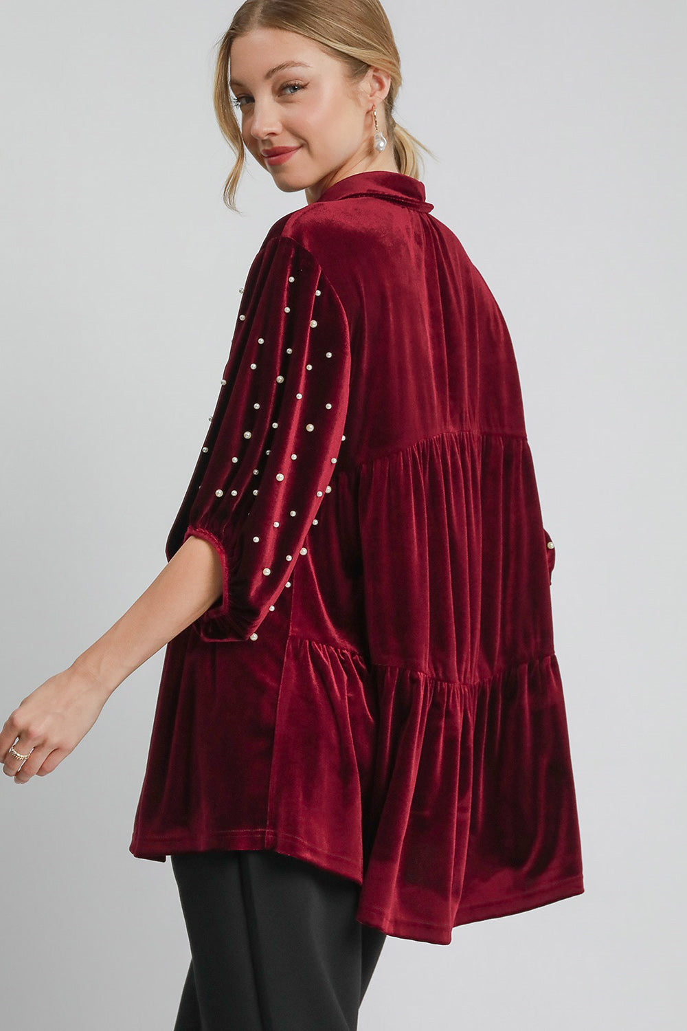 Umgee Pearl Detail Velvet Top - Burgundy