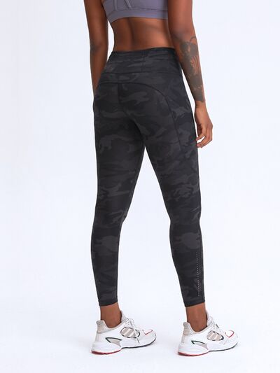 Cover Your Tracks Leggings