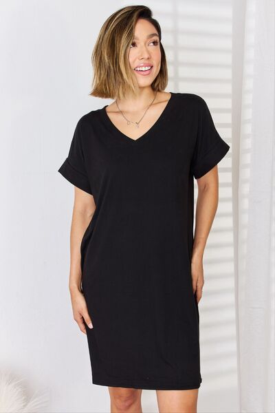 Zenana Short Sleeve V-Neck Dress